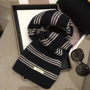 Écharpe classique à rayures bleu marine et blanc en pure laine 100% de qualité