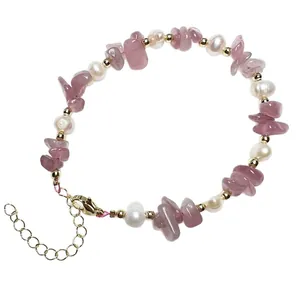 Natuurlijke zoetwaterparel en amethist kristallen armband met gouden karabijnsluiting