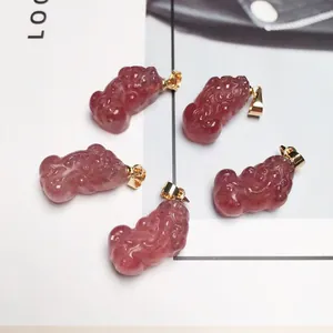 Pendenti PiXiu in quarzo fragola rosso con fibbie dorate per creazione di gioielli