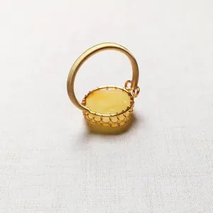 Handgemaakte 14K goudgevulde ring met gele barnsteen bijenwas roos hanger sieraad