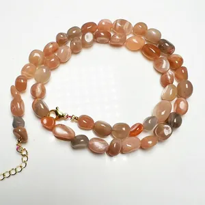 Natural Crystal Beaded Necklace For Women Irregular Chip Stone Strawberry Quartz Blue Sandstone Moonstone Handmade Jewelry With Extension Chain