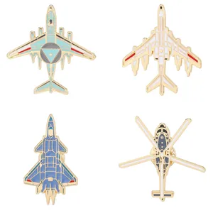 Lot de 4 épinglettes en émail d'avions avec avions de chasse et hélicoptères en or et bleu
