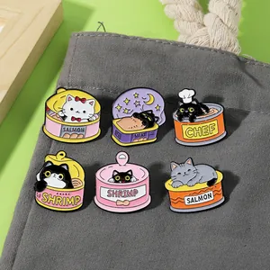 Lot de six broches émaillées en forme de boîtes de chat avec motifs de saumon et de crevettes