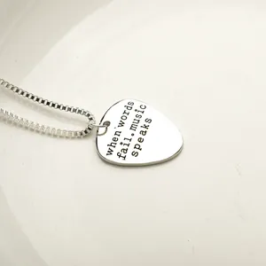 Music Speaks Guitar Pick Pendant Necklace Inscribed Inspirational Quote Alloy Jewelry Snake Chain For Men Women Gift