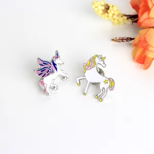 Creative enamel unicorn and Pegasus brooch pins set for bags and suits accessories