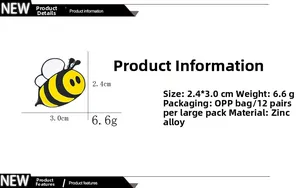 Detailed size specifications of the cartoon bee enamel pin with dimensions 2.4cm by 3.0cm