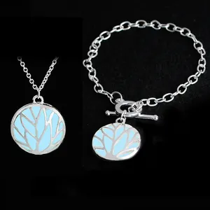 Tree Of Life Luminous Pendant Necklace Alloy Hollow Glowing In Dark Circular Pendant Jewelry For Women Party Daily Gift