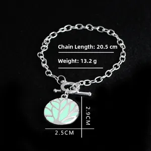 Detailed size specifications for Tree of Life necklace with 20.5cm chain and 13.2g weight
