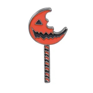 Spilla in Smalto di Halloween Creativa Luna Creciente a Forma di Lecca-lecca con Zucca Pin in Lega Divertente Decorazione per Feste