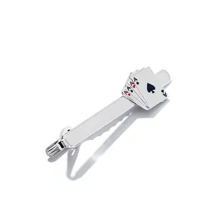Pince à cravate créative en argent pour hommes avec motif de quatre as de poker pour costumes