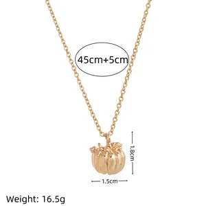 Collana zucca vintage in oro con catena da 45 cm e struttura 3D dettagliata della zucca