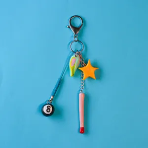 Colgante creativo para bolso con bola de billar, loro, estrella y dijes de fósforos