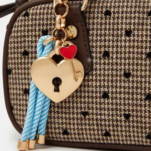 Vintage Heart Lock And Key Bag Charm For Women 14K Gold Plated Alloy Keychain Wedding Gift With Bridesmaid Enamel Pendant