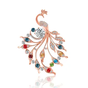 Élégante Broche Paon en Alliage Or Rose Avec Incrustation de Strass Colorés pour Femme Fête Mariage Bijoux Cadeau