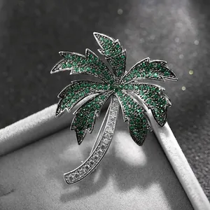 Elegant Copper Palm Tree Brooch For Women Green White Zirconia Inlaid Coconut Tree Pin Tropical Fashion Suit Jewelry
