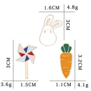 Ensemble de broches émaillées lapin, moulin à vent et carotte avec dimensions