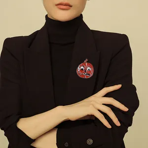 Creative red cartoon pumpkin brooch with pipe on black suit lapel for Halloween style
