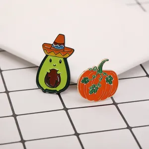 Lot de pin's en émail avocat avec sombrero et citrouille pour Halloween