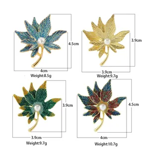 Ensemble de broches feuilles d'érable émaillées avec perles blanches et paillettes