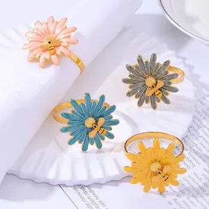 Alloy Enamel Daisy Flower Bee Napkin Ring Gold Plated Floral Table Decor For Wedding Party Banquet Home Decoration