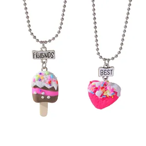 Detail der Best Friends Kette mit Schoko-Eis-Anhänger und rosa Herz für Mädchen