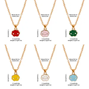 Detailansicht bunter Wolken-Anhänger mit Maßen und Gewichtsangaben für DIY-Schmuck