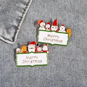 Broche en Émail de Noël Festive Père Noël Renne Bonhomme de Neige Badge Cartoon pour Sac à Dos Décoration Vêtements Cadeau