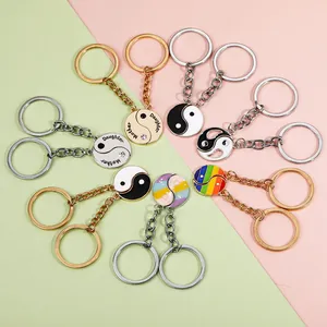 Set di portachiavi Yin Yang Tai Chi con smalto glitterato e incisione per madre e figlia