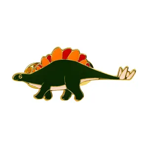 Niedliche grüne Stegosaurus Emaille Brosche mit rotem Farbverlauf und Goldrand