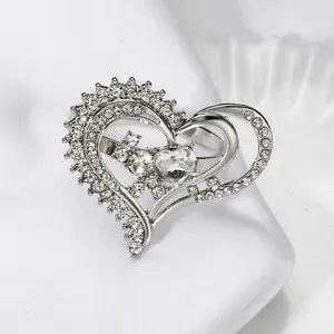 Rhinestone Hollow Heart Napkin Ring Silver Metal Napkin Buckle Holder For Valentine's Day Wedding Hotel Table Decor