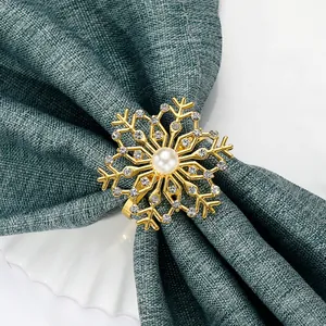Ronds de Serviette Flocon de Neige Or en Alliage Avec Strass et Künstliche Perle d'Imitation Décoration de Table pour Mariage Noël Banquet Fête