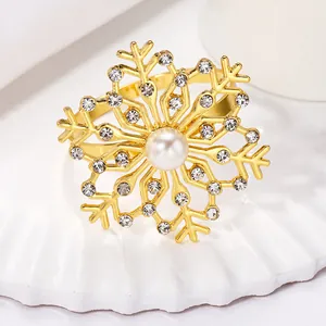 Rond de serviette flocon doré avec perle et strass pour décoration de mariage