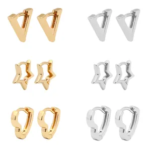 Minimalistisches Ohrring-Set mit goldenen und silbernen hohlen Herz- und Stern-Designs