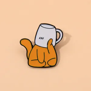 Broches en Émail Chat Dessin Animé Créatif Épingles Animaux Mignons Badge en Alliage pour Vêtements Sac à Dos Femmes Cadeau