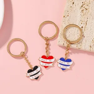 Lot de 3 porte-clés cœur en émail avec slogan Don't Be A Dick en rouge bleu et noir