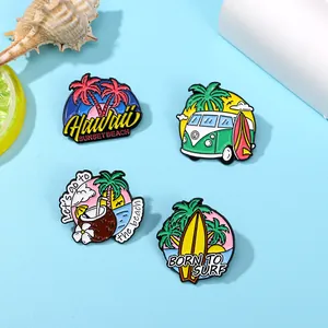 Spilla in Smalto Hawaii Summer Beach in Lega Con Albero di Cocco Tropicale Tramonto Furgoncino Vintage Tavola da Surf per Borse