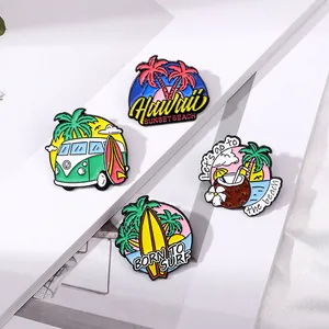 Set di 4 spille smaltate tropicali con temi spiaggia delle Hawaii, palme e surfboards