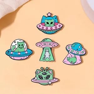 Cartoon Space Cat Alien UFO Enamel Pin Alloy Badge Creative Animal Brooch For Backpack Denim Jacket Unisex Fashion Jewelry Accessory