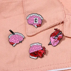Kreatives Emaille-Set mit anatomischen Gehirn- und Herz-Broschen für Kleidung und Taschen