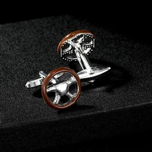 Boutons de manchette en forme de volant argent et marron pour chemises habillées d'homme