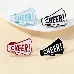 Spilla a Forma di Megafono Creativa in Lega di Smalto a Goccia d'Olio CHEER! Distintivo con Lettere per Decorazione Abbigliamento Borsa Accessori Unisex