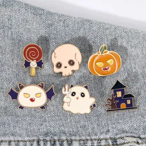 Halloween Cartoon Enamel Pin Brooches Ghost Pumpkin Bat Skull Haunted House Alloy Metal Badges For Party Clothing Decor