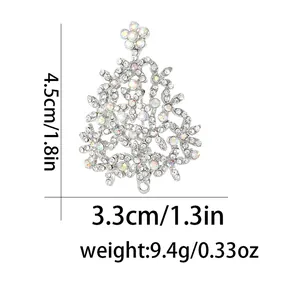 Sparkling Christmas tree brooch with dimensions 4.5cm by 3.3cm and 9.4g weight details
