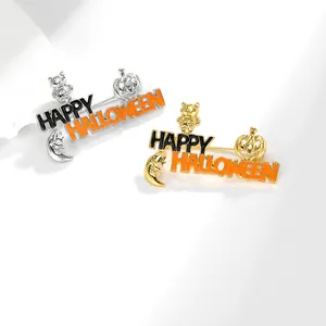 Detailansicht der Happy Halloween Kürbis-Broschen in Gold- und Silber-Metalloptik
