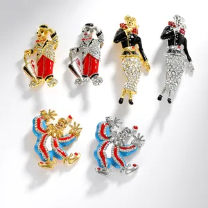 Vintage Circus Clown Figure Brooch Enamel Rhinestone Inlaid Zinc Alloy Pin For Women Retro Artistic Clothes Jewelry Gift