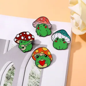 Broche en Émail Grenouille et Champignon Badge en Alliage d'Animal Mignon pour Vêtements Sac à Dos Accessoires Cadeau Enfants