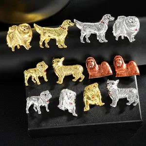 Détails de diverses broches en métal en forme de chien avec placage or et argent