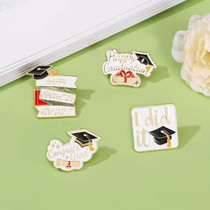 Happy Graduation Enamel Brooch Pin Alloy Bachelor Cap Diploma Badge For Students Ceremony Memorial Gift Jewelry