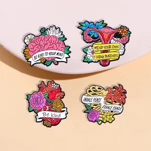 Kreative Anatomie Organ Blume Emaille Brosche Pin Zinklegierung Herz Gehirn Rippe Uterus Abzeichen Mit Slogan Künstlerischer Schmuck Geschenk
