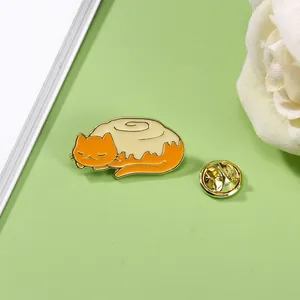 Cute Cartoon Cat Cinnamon Roll Enamel Brooch Pin Alloy Drip Oil Cat Badge Creative Animal Jewelry Gift For Backpack Clothing
